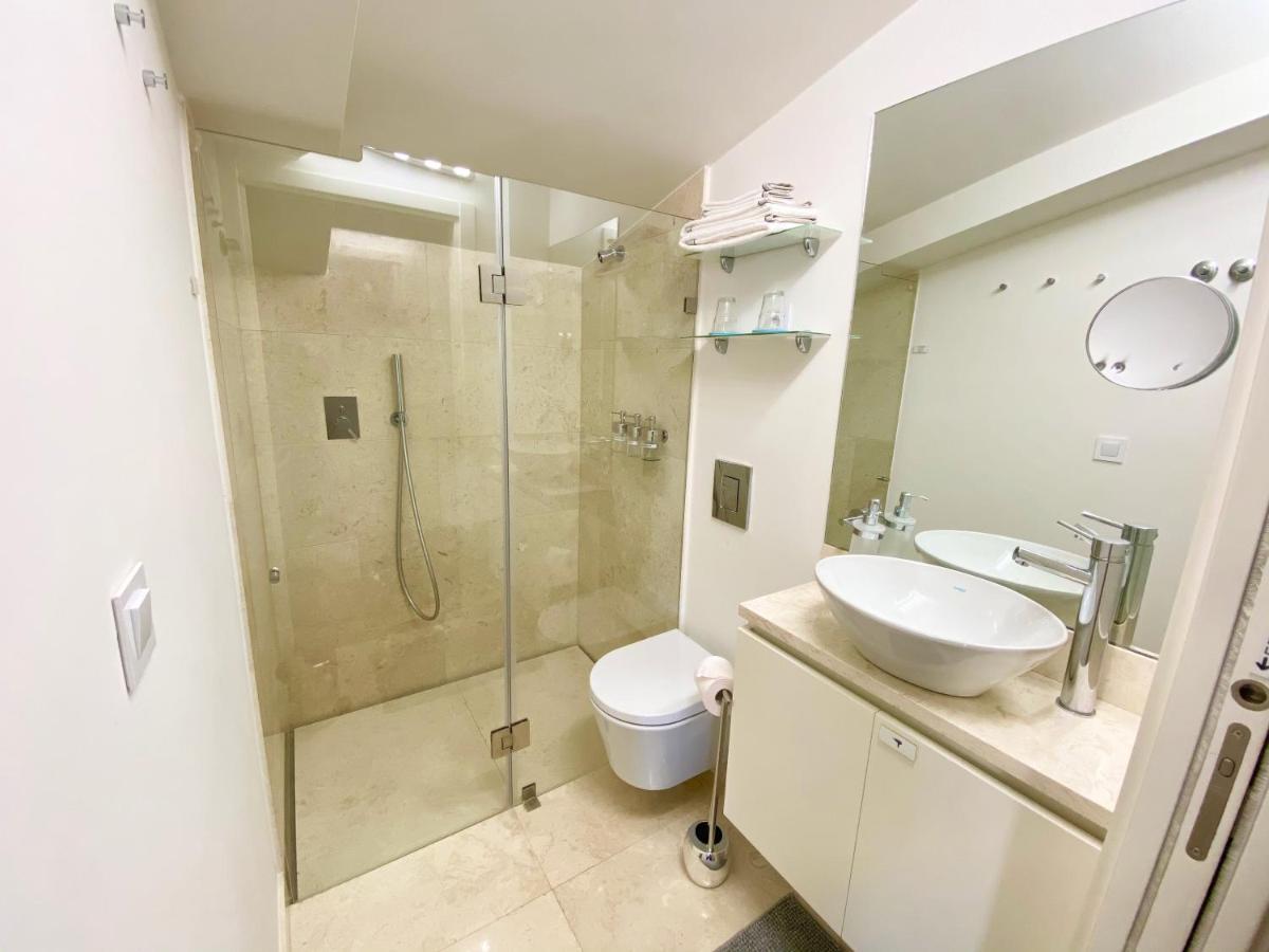 Unique Apartment By Myplaceforyou, In The Center Of Lisbon With Views Over The City And The Tagus River Kültér fotó